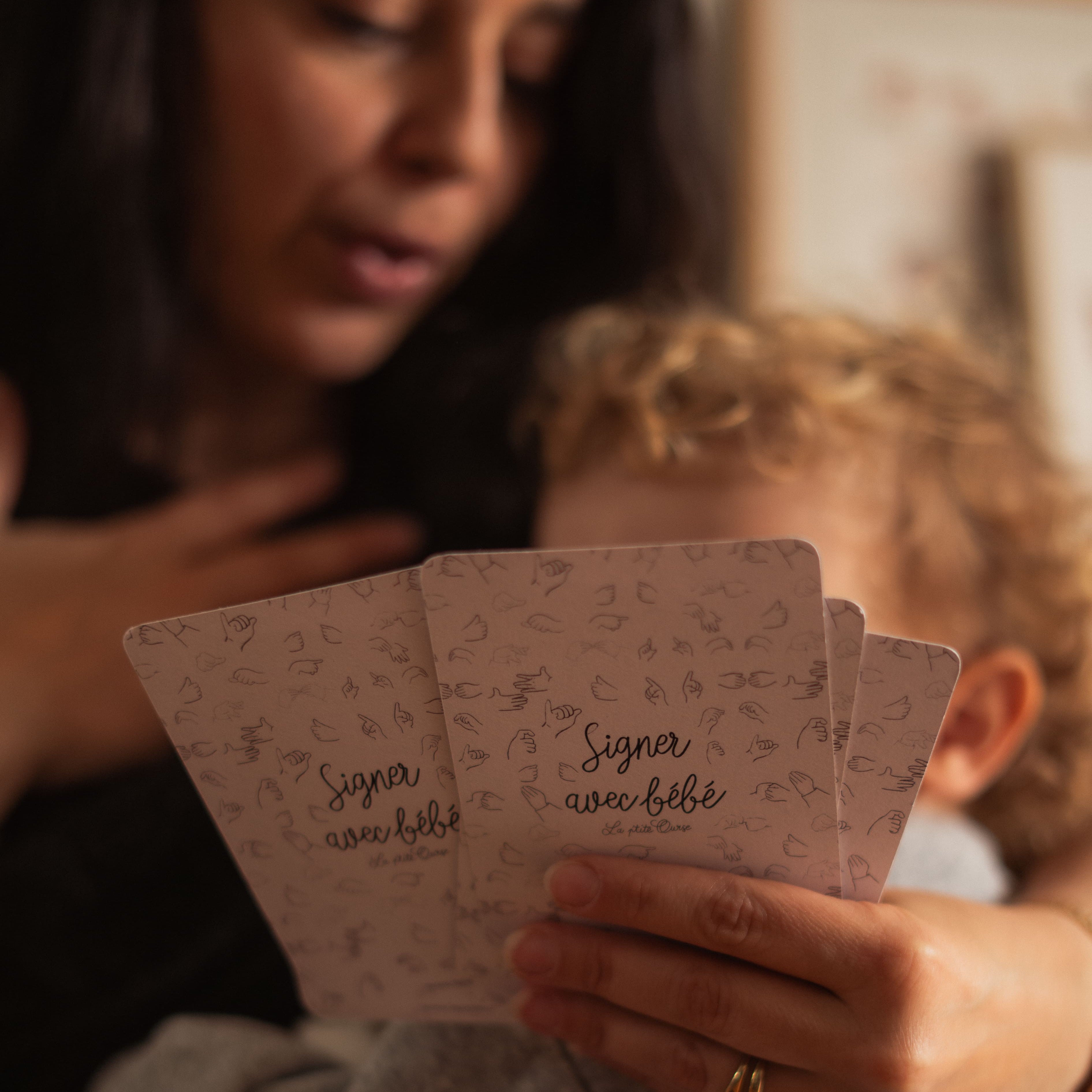 La p'tite ourse carte bébé signe pour apprendre 