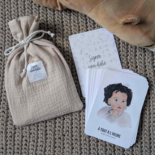 Cartes bébé signe signer avec bébé présentés avec leur pochon lin gaze de coton 